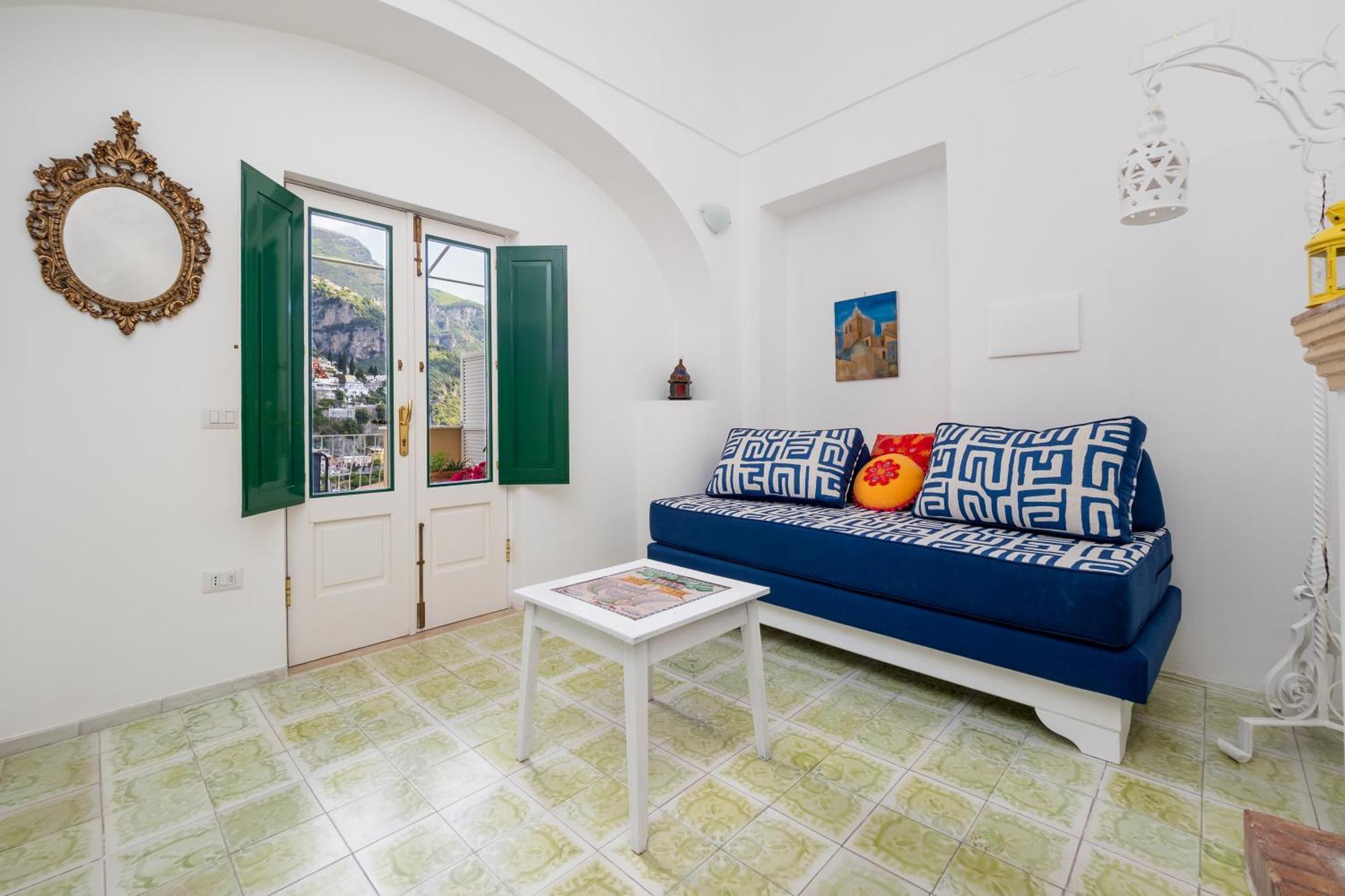 Casa Bijou - De Vivo Realty Guest house *